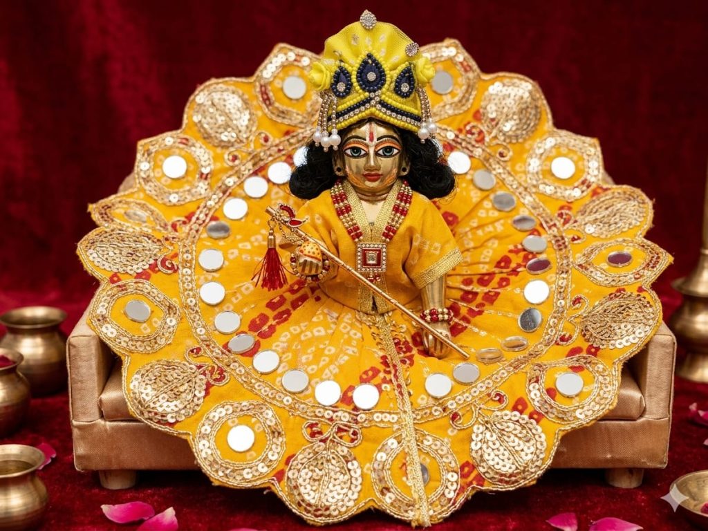 Kanhaji Bandhani Poshak